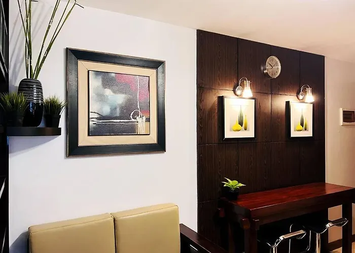 Citispace 1br Condotel At Ridgewood Towers Near Bgc Airport #rw12a Apartment