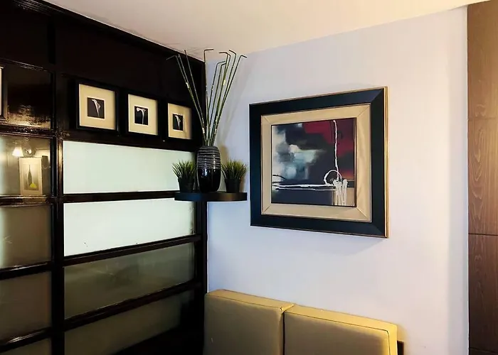 Citispace 1br Condotel At Ridgewood Towers Near Bgc Airport #rw12a Manila